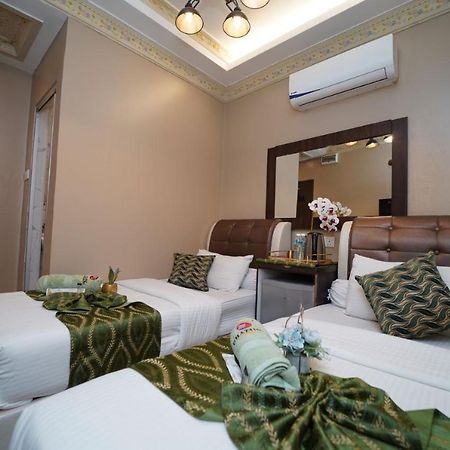 Ghazrin'S Classic Hotel Jb Johor Bahru Esterno foto
