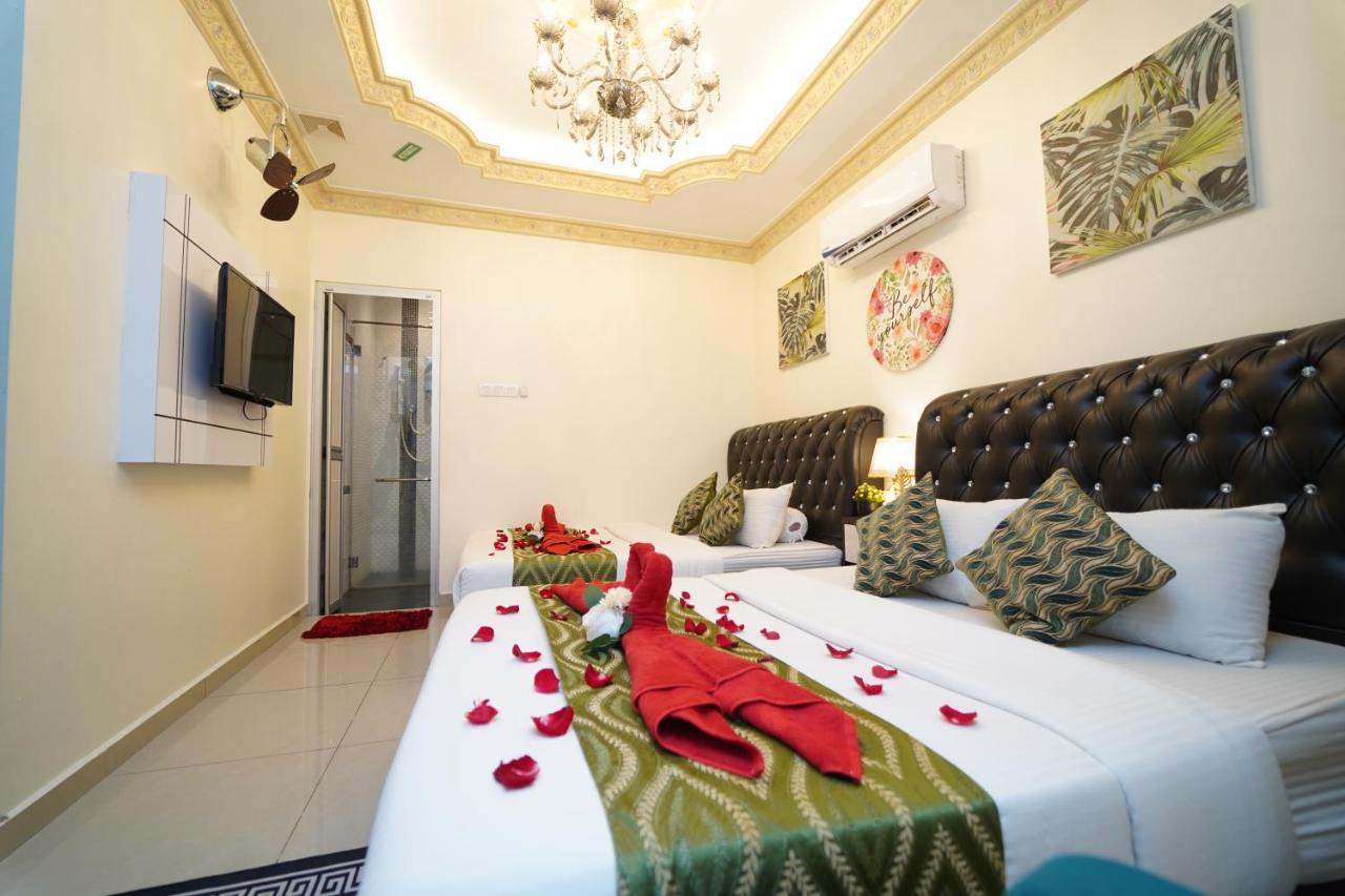Ghazrin'S Classic Hotel Jb Johor Bahru Esterno foto